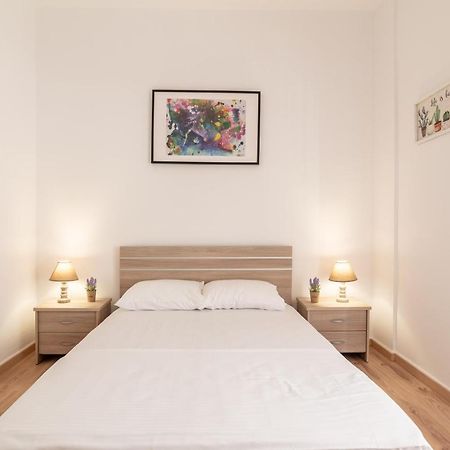 Modern Renovated Apt Next To The Beachfront Heraclión Exterior foto